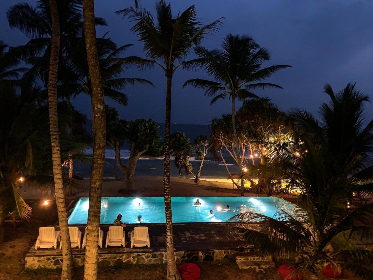Naomi Beach Resort - Adults Only Weligama Εξωτερικό φωτογραφία
